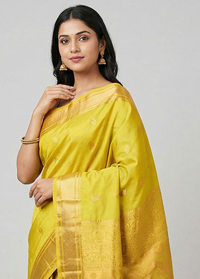 Green Kanjivaram Silk Saree With Blouse Piece