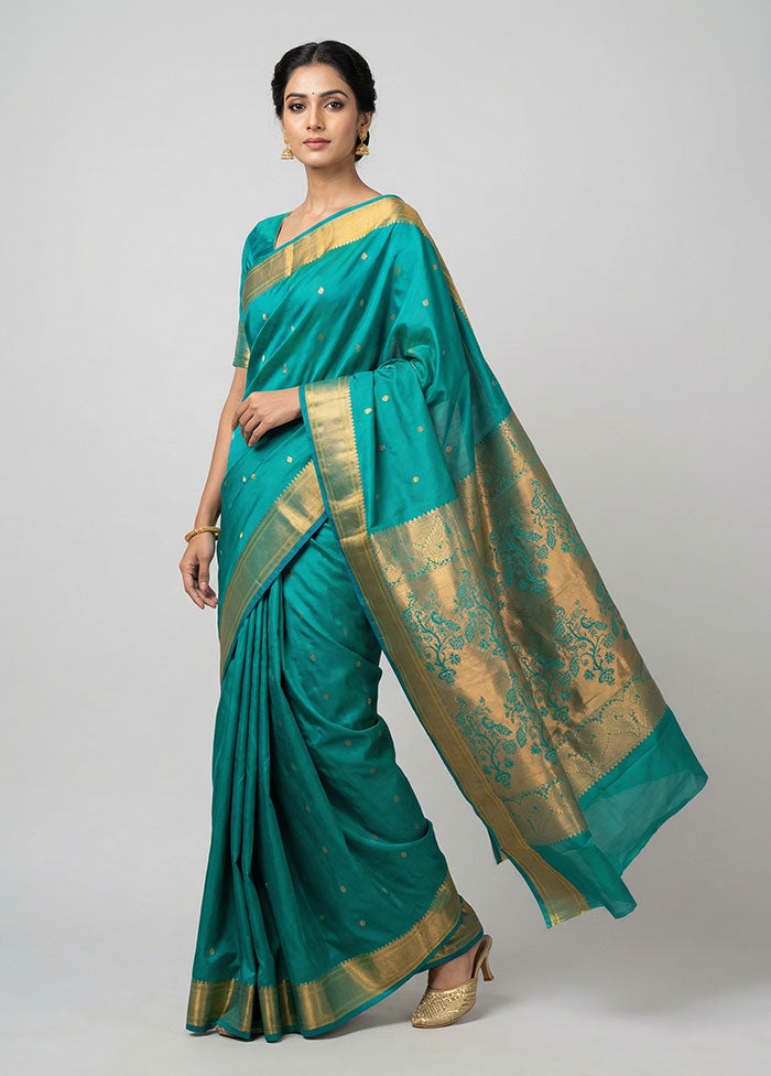 Green Kanjivaram Silk Saree With Blouse Piece