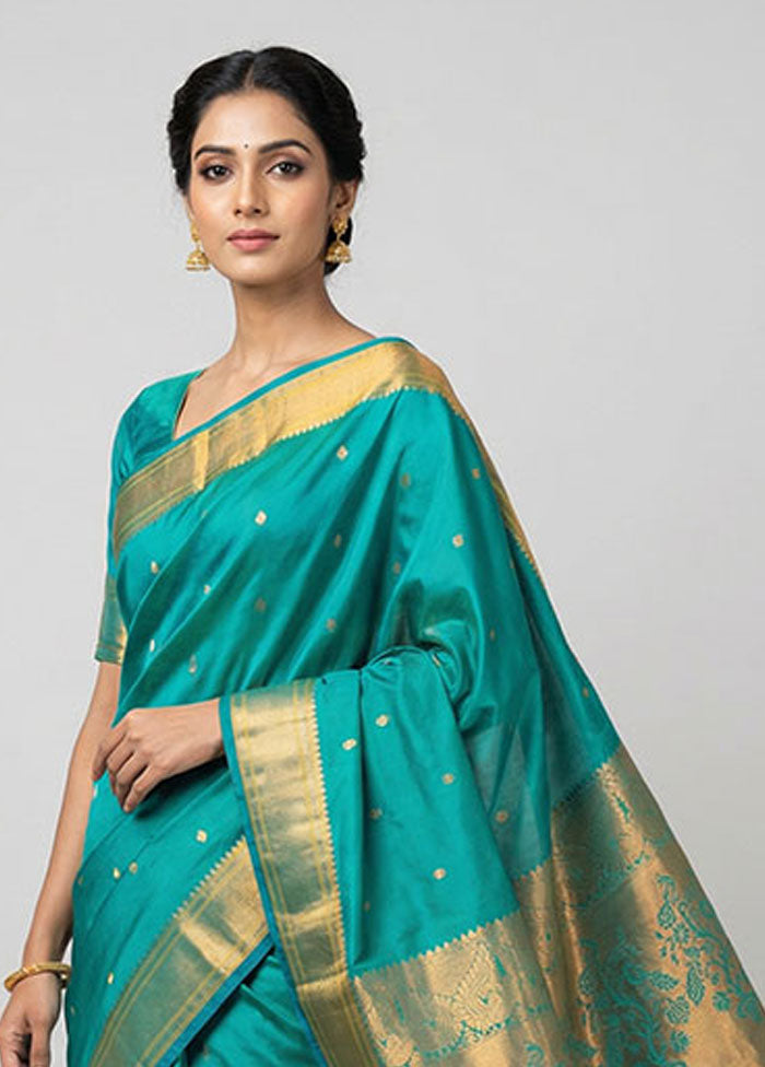 Green Kanjivaram Silk Saree With Blouse Piece