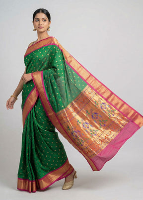 Green Kanjivaram Silk Saree With Blouse Piece