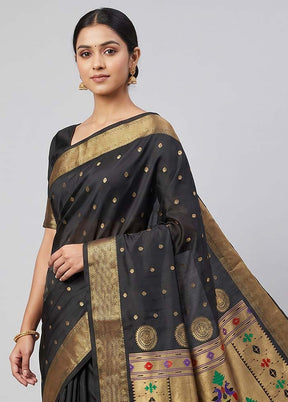 Black Kanjivaram Silk Saree With Blouse Piece