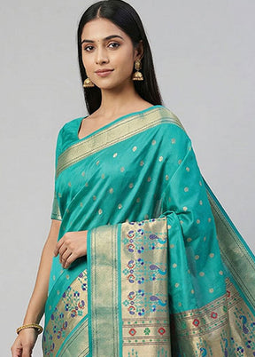 Blue Kanjivaram Silk Saree With Blouse Piece