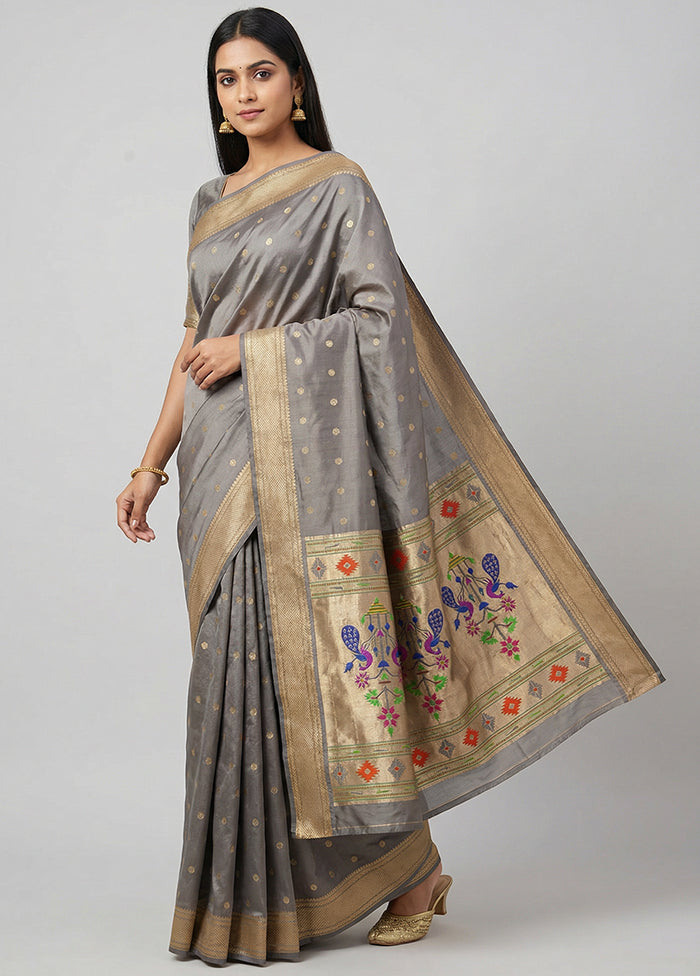 Red Kanjivaram Silk Saree With Blouse Piece