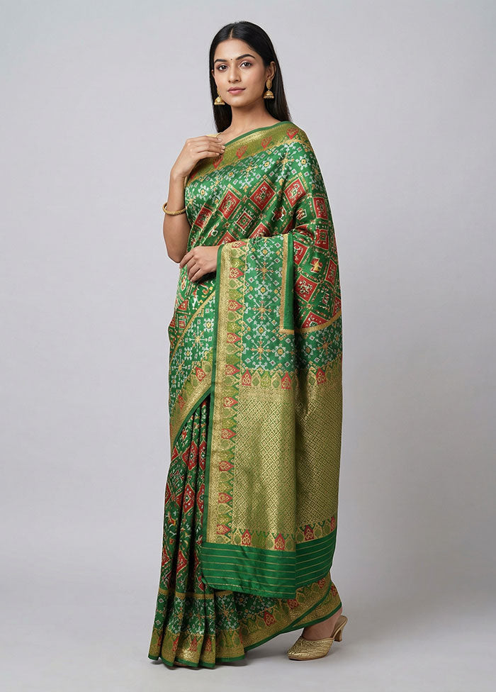 Green Dupion Silk Saree With Blouse Piece