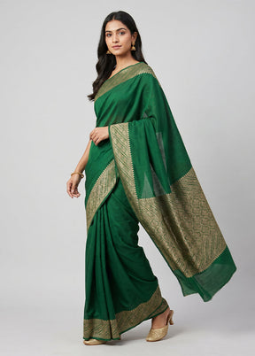 Green Handloom Pure Georgette Saree With Blouse Piece