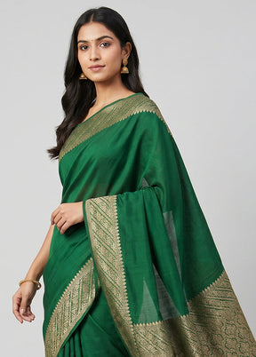 Green Handloom Pure Georgette Saree With Blouse Piece