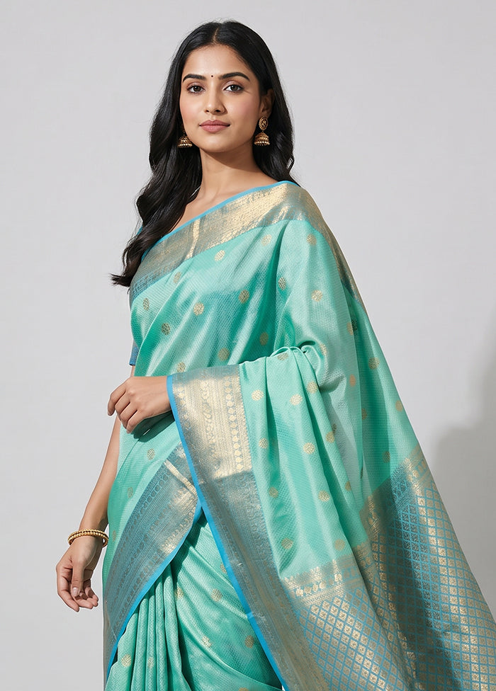 Green Handloom Kanjivaram Pure Silk Saree With Blouse Piece
