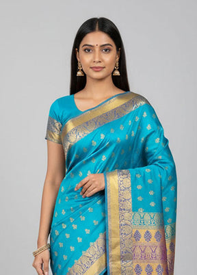 Green Handloom Kanjivaram Pure Silk Saree With Blouse Piece