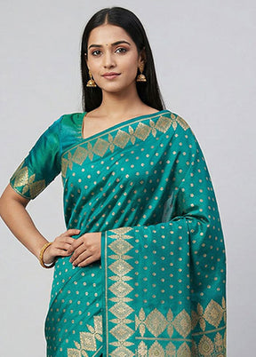 Green Handloom Banarasi Pure Silk Saree With Blouse Piece