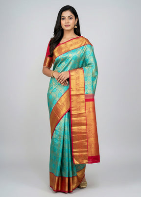 Blue Handloom Kanchipuram Pure Silk Saree With Blouse Piece