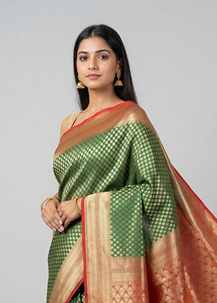 Green Uppada Silk Saree With Blouse Piece