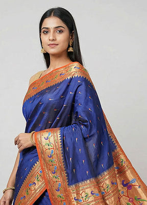 Blue Handloom Kanchipuram Pure Silk Saree With Blouse Piece