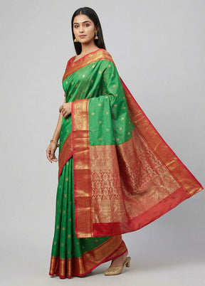 Green Kanjivaram Silk Saree With Blouse Piece
