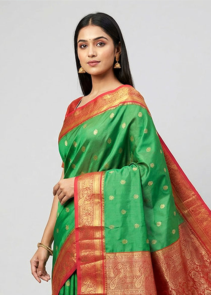Green Kanjivaram Silk Saree With Blouse Piece