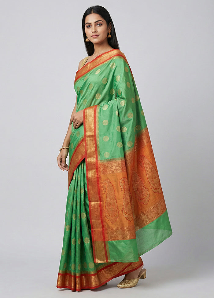 Green Kanjivaram Silk Saree With Blouse Piece