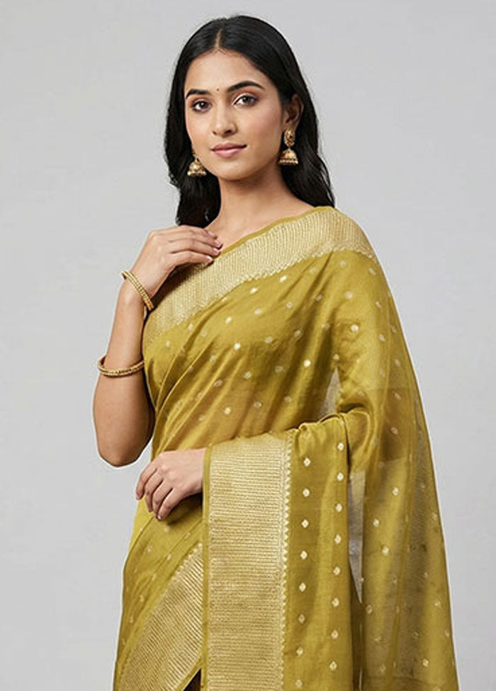 Green Dupion Silk Saree With Blouse Piece