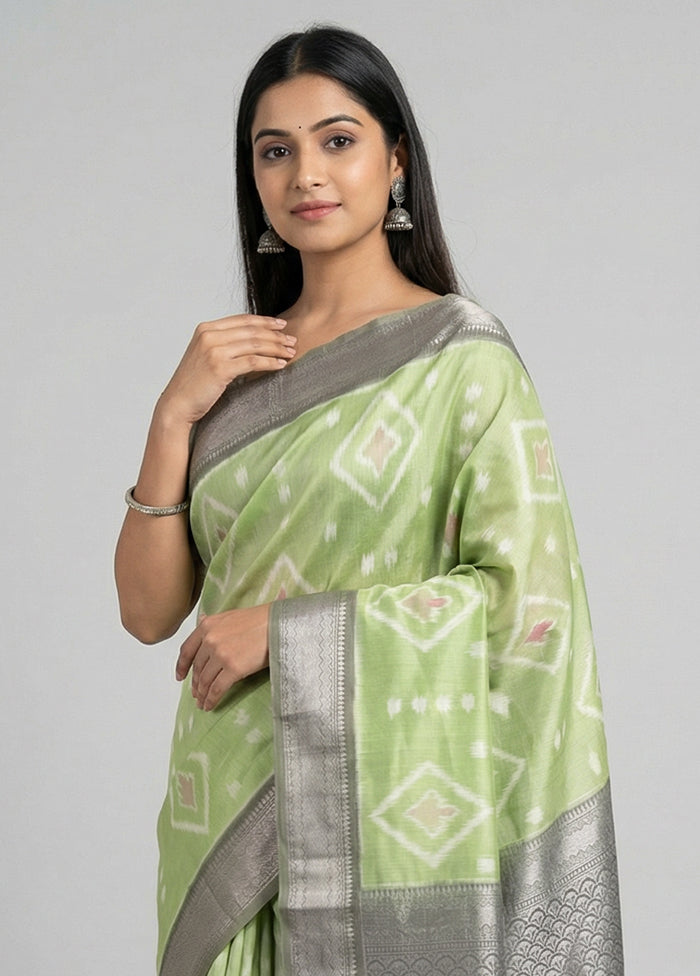 Green Pure Cotton Saree With Blouse Piece