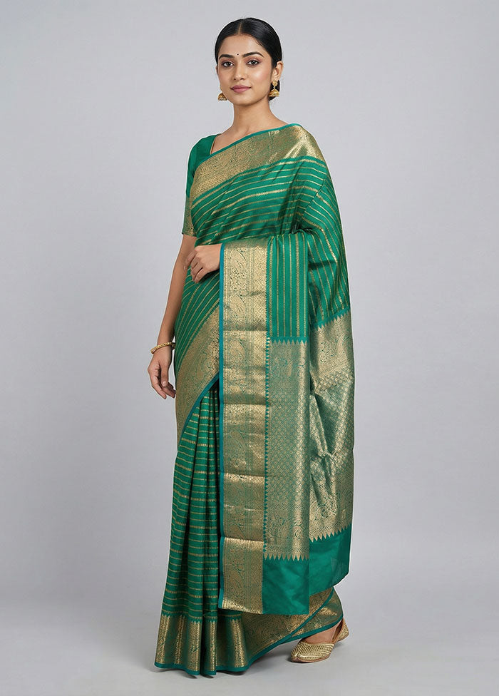 Green Handloom Kanjivaram Pure Silk Saree With Blouse Piece