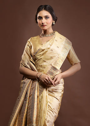 Cream Assam Silk Saree With Blouse Piece
