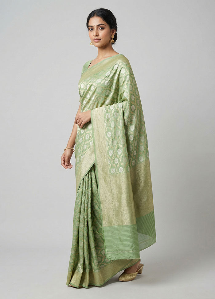 Green Uppada Silk Saree With Blouse Piece