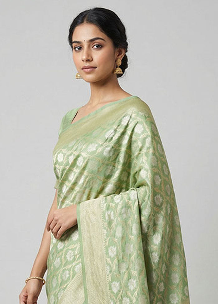Green Uppada Silk Saree With Blouse Piece