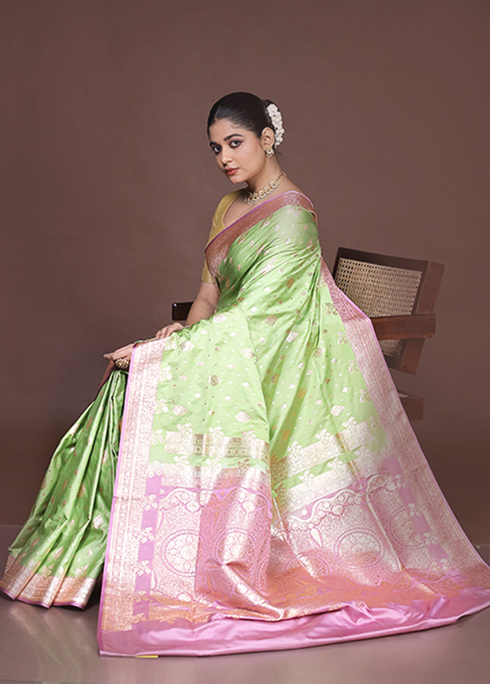 Green Banarasi Silk Saree With Blouse Piece