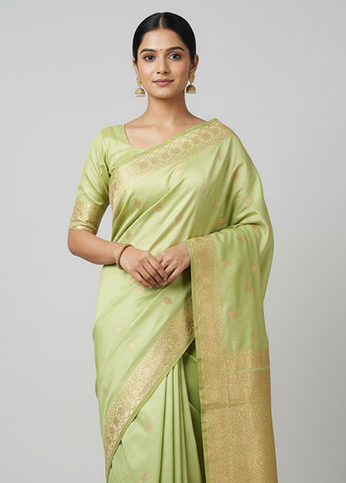 Green Banarasi Silk Saree With Blouse Piece