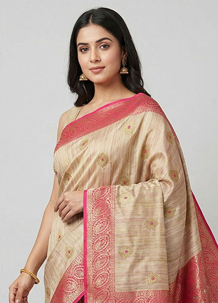 Cream Tussar Silk Saree With Blouse Piece