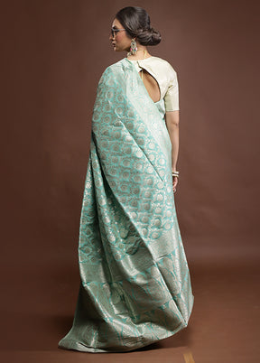 Green Uppada Silk Saree With Blouse Piece