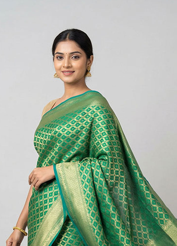 Green Kora Silk Saree With Blouse Piece