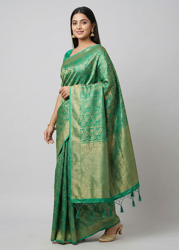 Green Dupion Silk Saree With Blouse Piece