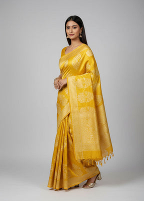 Peach Printed Silk Saree Without Blouse Piece