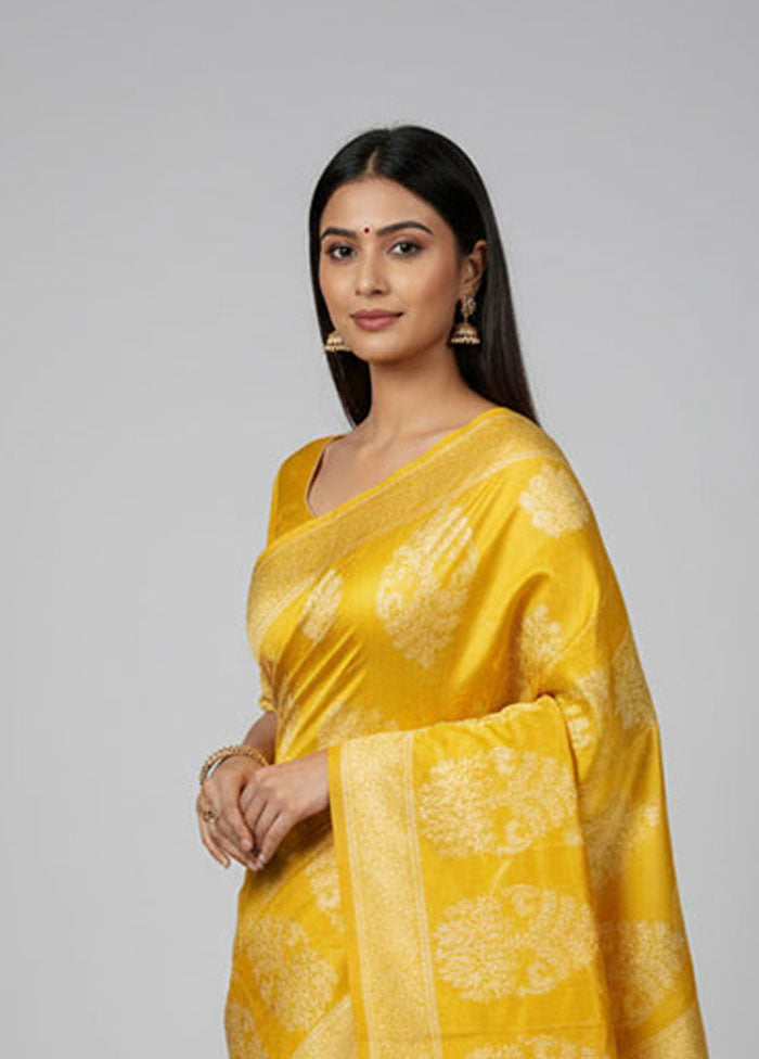 Peach Printed Silk Saree Without Blouse Piece