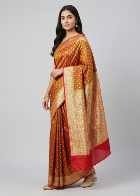 Green Tanchoi Silk Saree With Blouse Piece