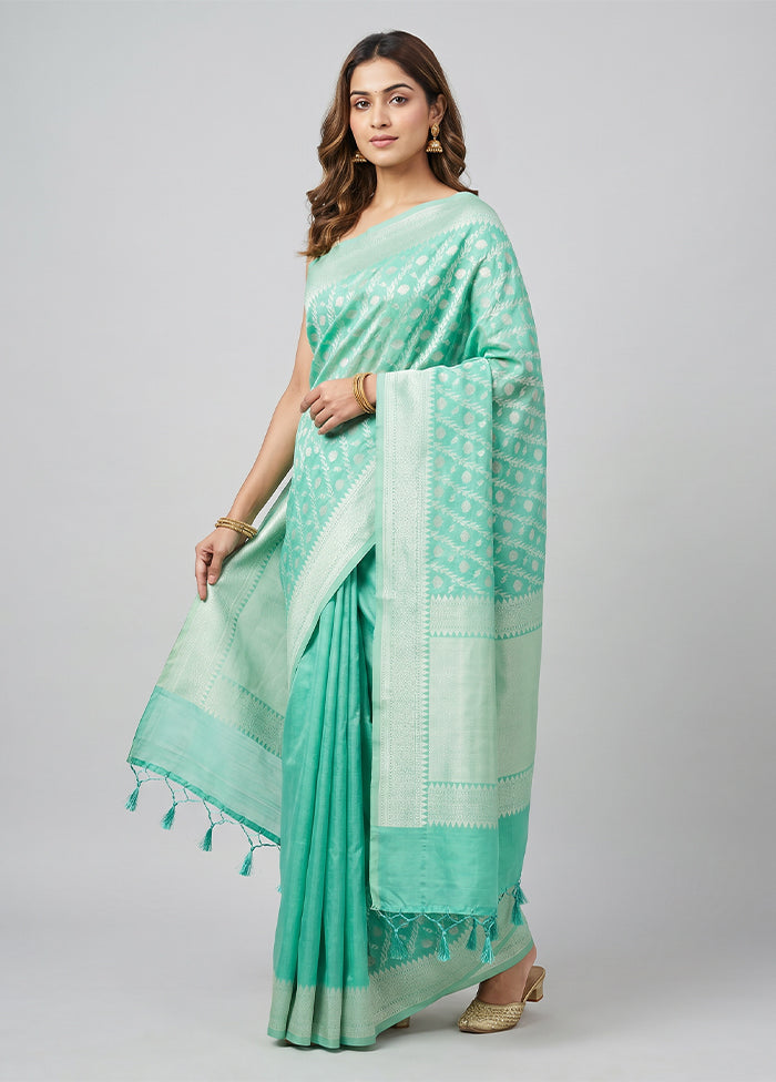 Green Kora Silk Saree With Blouse Piece