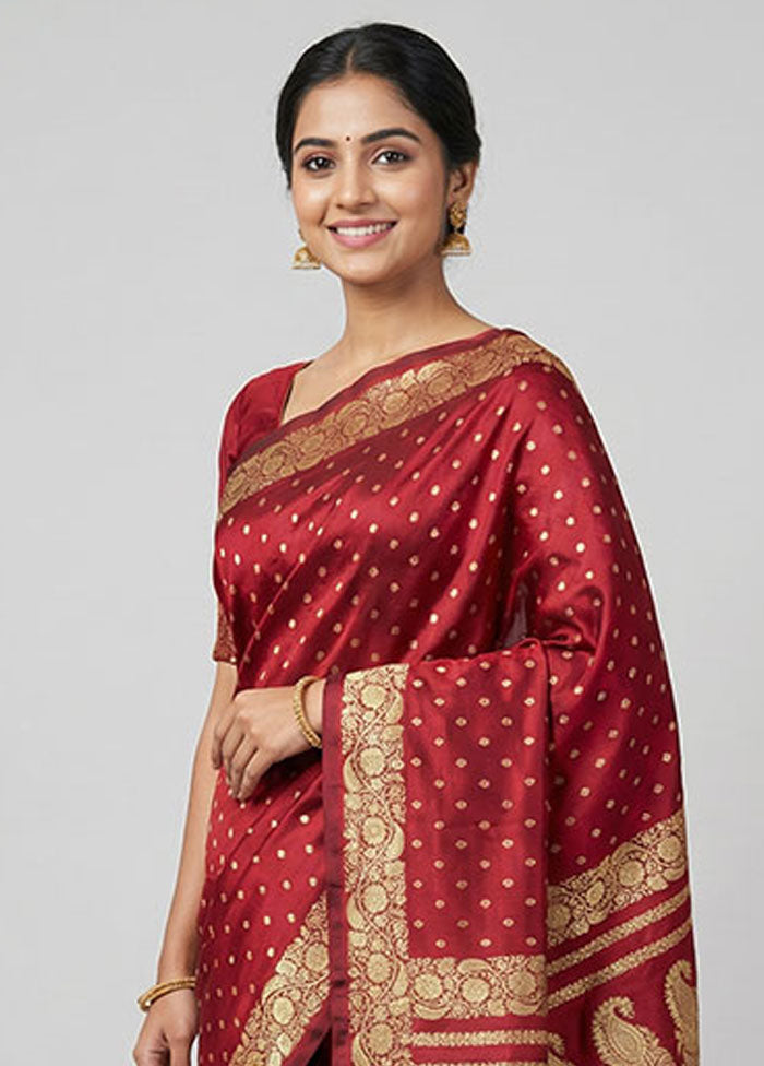 Maroon Handloom Banarasi Pure Silk Saree With Blouse Piece