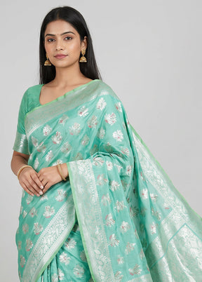 Green Uppada Silk Saree With Blouse Piece
