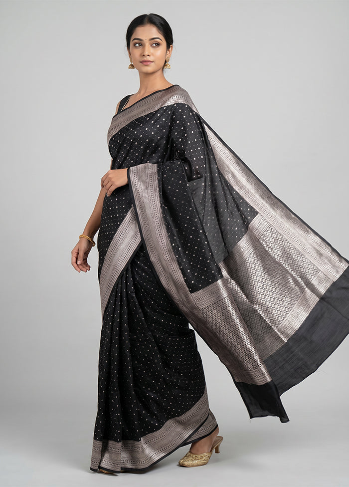 Black Uppada Silk Saree With Blouse Piece