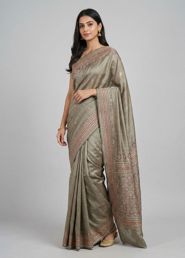 Cream Printed Silk Saree Without Blouse Piece