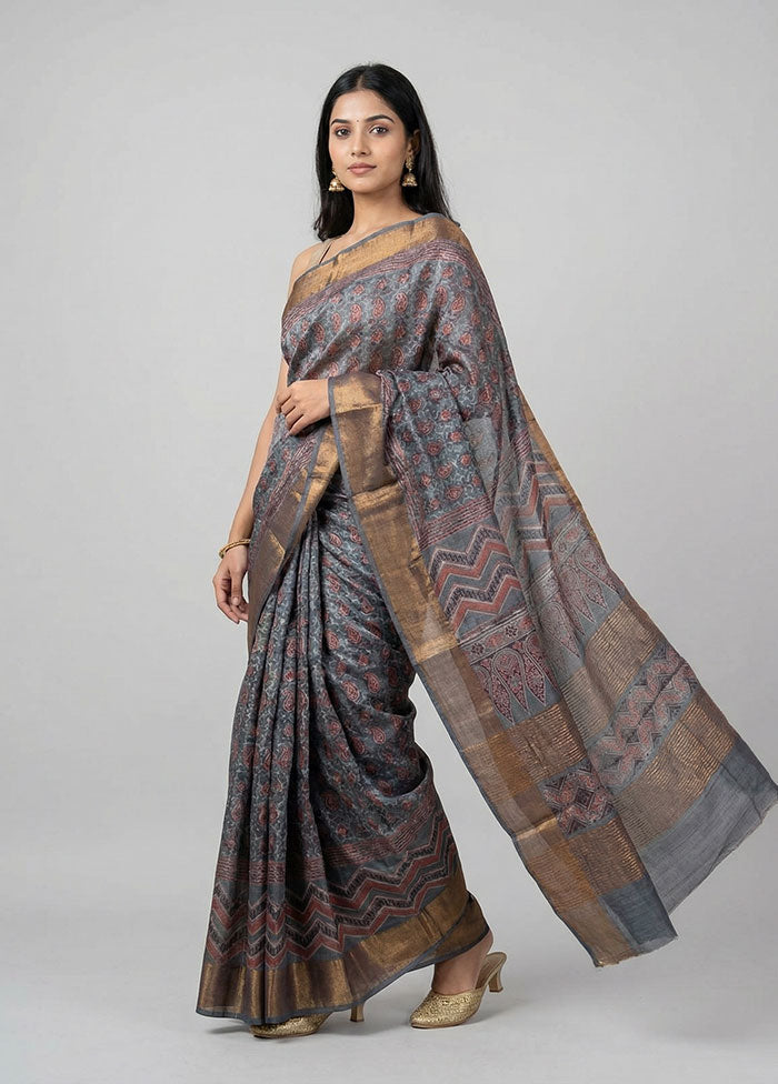 Grey Handloom Tussar Pure Silk Saree With Blouse Piece