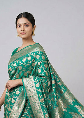 Blue Uppada Silk Saree With Blouse Piece