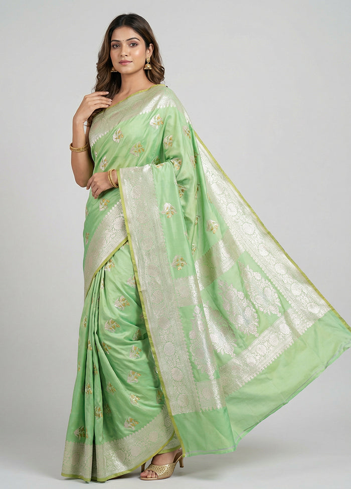 Green Uppada Silk Saree With Blouse Piece