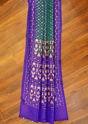 Green Tanchoi Silk Saree With Blouse Piece