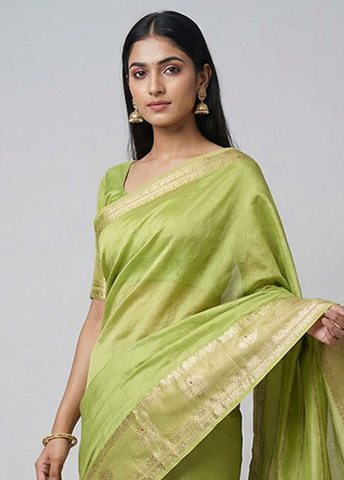 Green Dupion Silk Saree With Blouse Piece