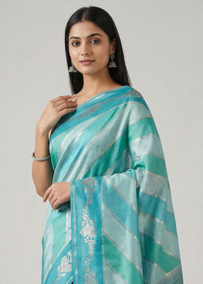 Multicolor Handloom Dupion Pure Silk Saree With Blouse Piece