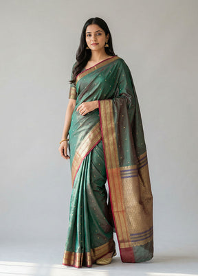 Green Kanjivaram Silk Saree With Blouse Piece