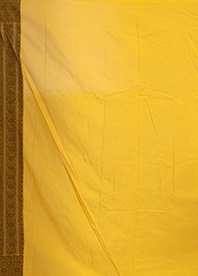 Yellow Georgette Saree With Blouse Piece