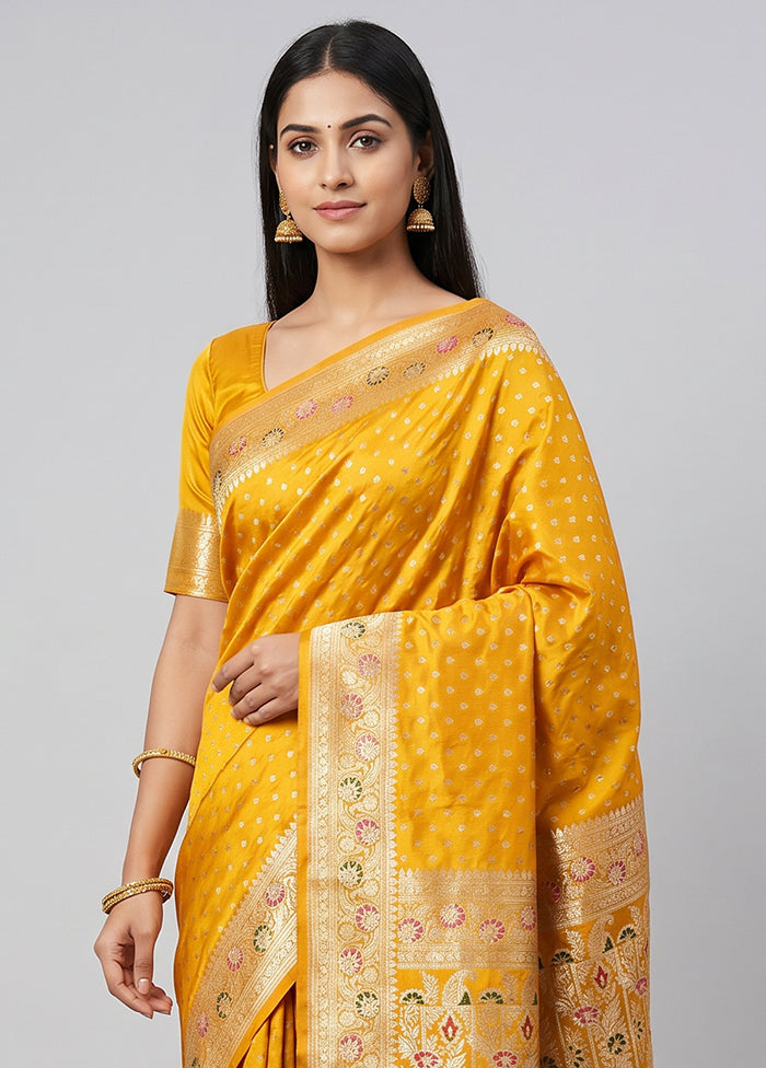 Yellow Handloom Banarasi Pure Silk Saree With Blouse Piece