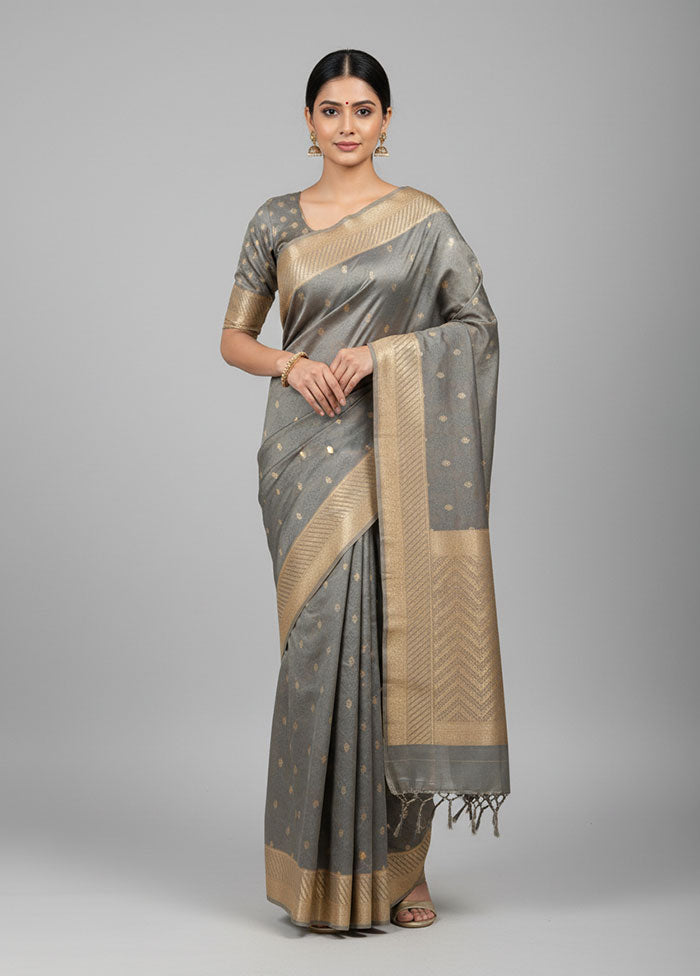 Grey Tanchoi Silk Saree With Blouse Piece