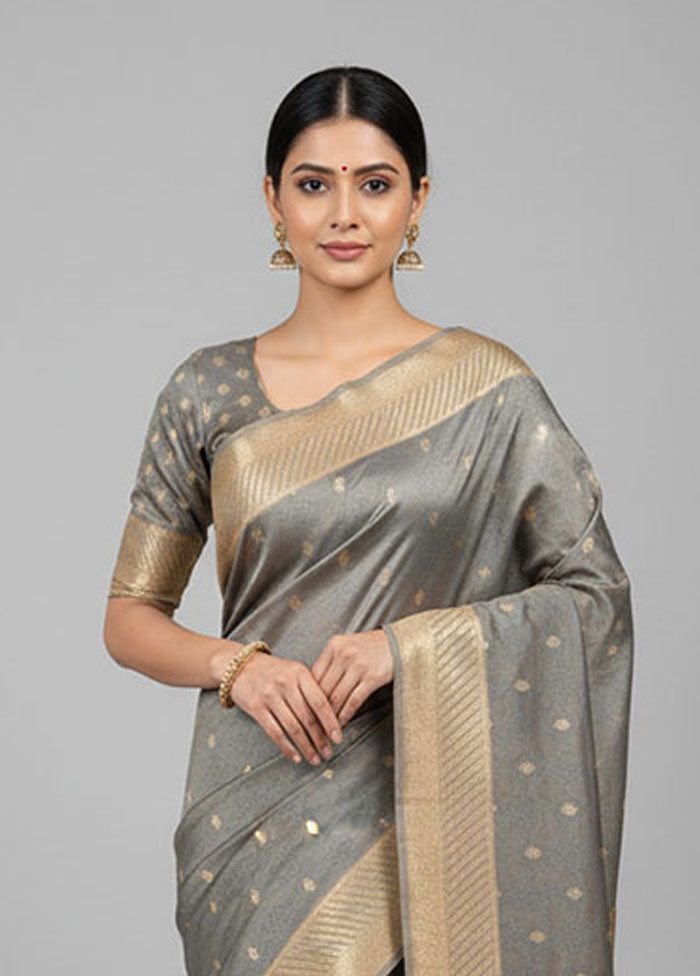 Grey Tanchoi Silk Saree With Blouse Piece